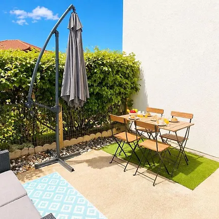 Ocean, Surf & Sunset, A Pied Grande Terrasse